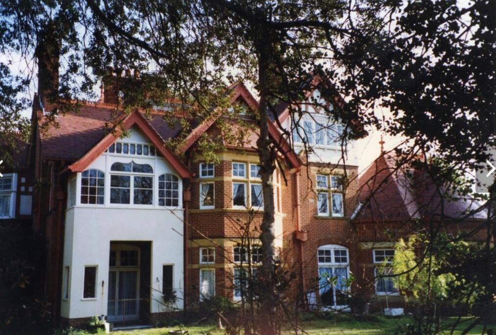 The Retreat - Large Luxury Apartment, Two Mins From Beach Bournemouth Eksteriør bilde